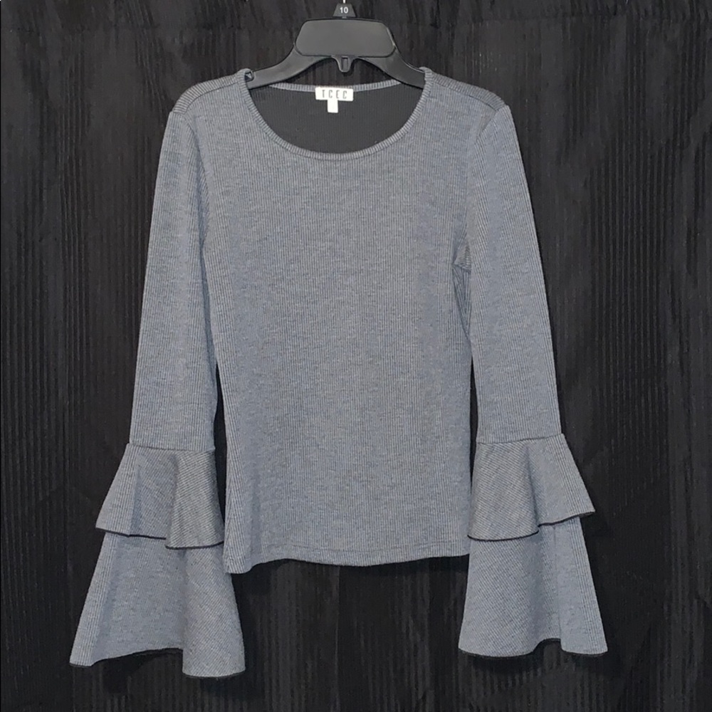 Gray top with bell sleeve details